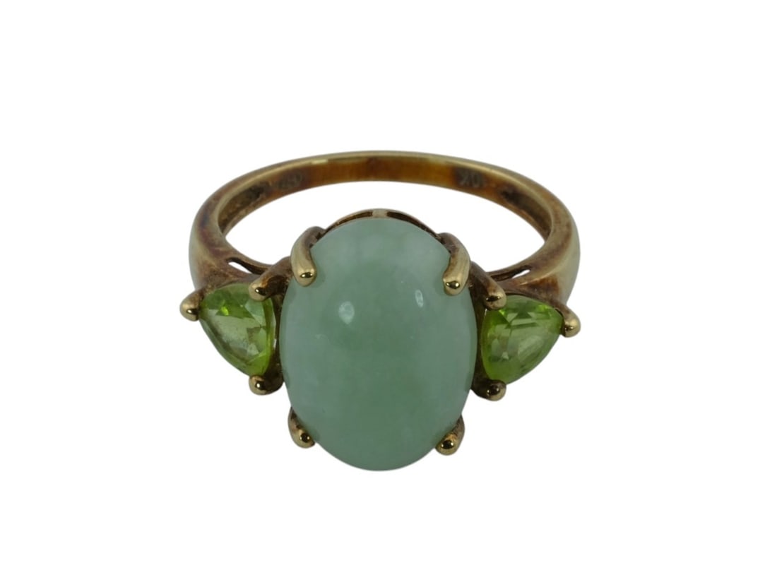 10Kt Gold Green Jade Ring (1 of 2)