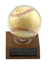 Barry Bond Signed ball with COA