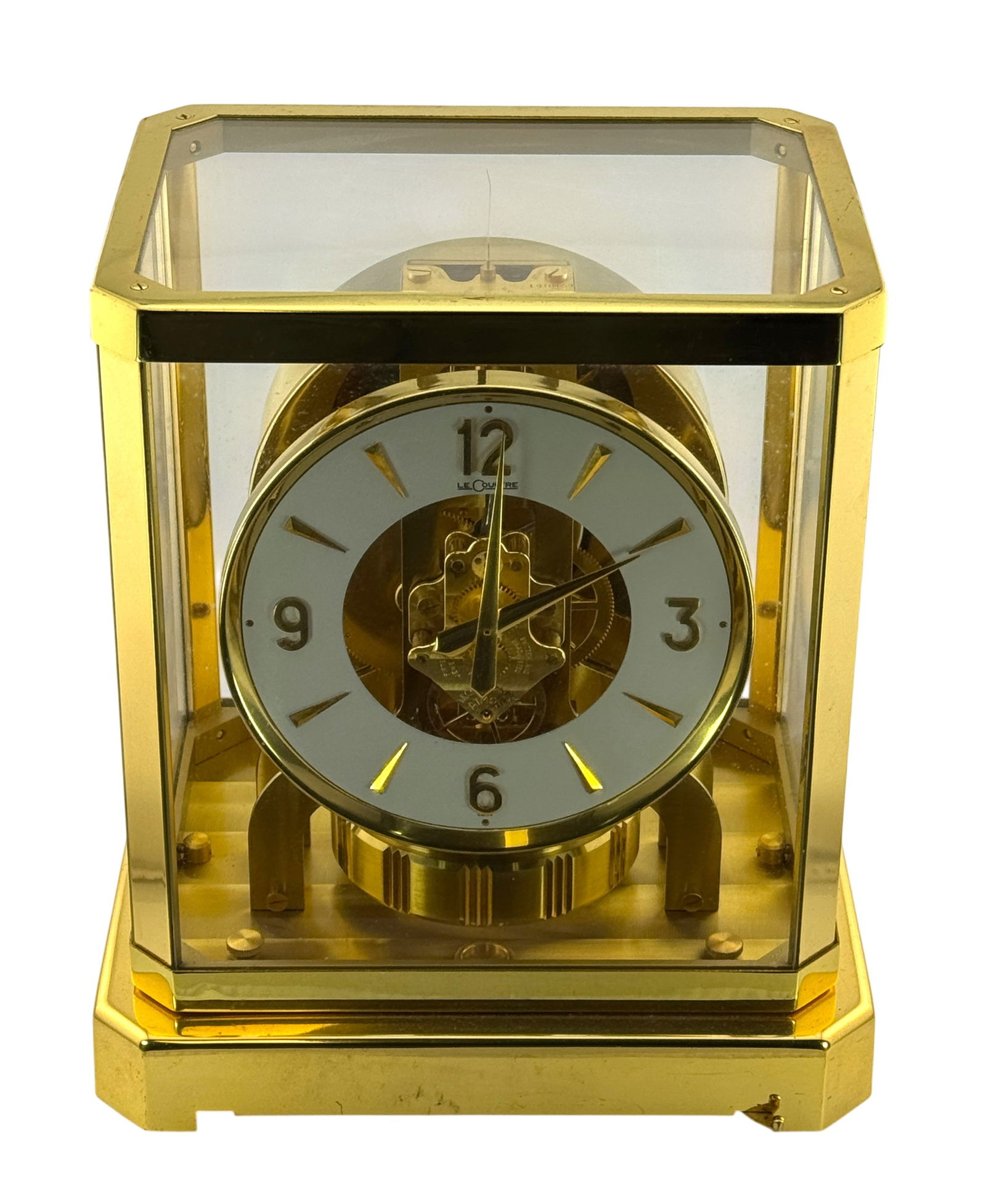 1970's Jeager Lecoultre 15 Jewel Atmos Clock: 1970's Jeager Lecoultre 15 Jewel Atmos Clock #140034. Approx. 9.25'' h x 8.25'' w x 6.25'' d.