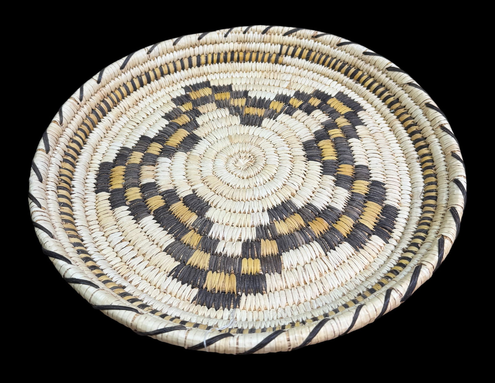 1960s Native American Papago Basket Tray (1 of 3)