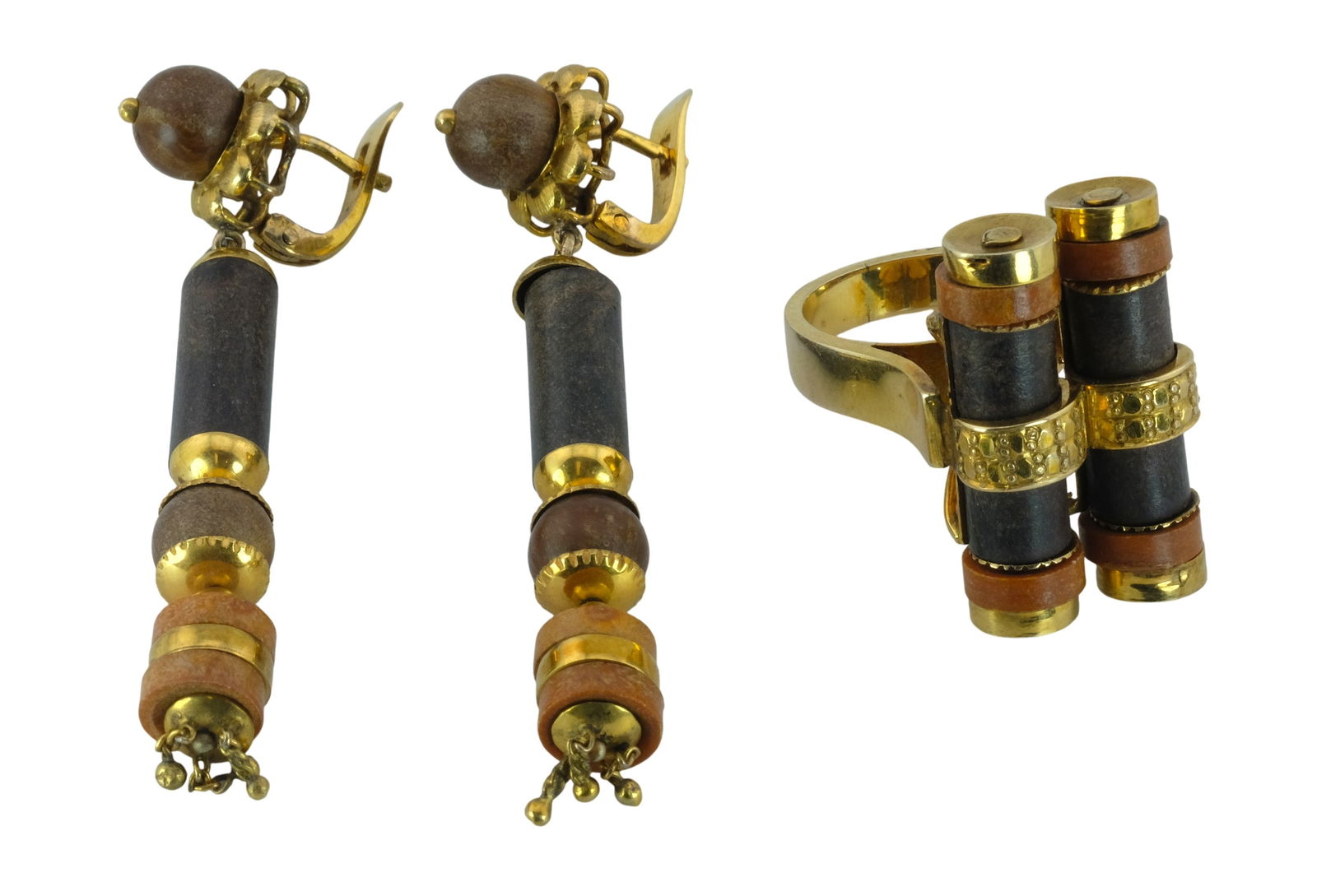 Vintage 10K Yellow Gold Wooden Bead Ring and Earrings Set: Vintage 10K Yellow Gold Wooden Bead Ring and Earrings Set. Unmarked but tested 10K with XRF Analyzer. Ring size 5.5. Total weight 24 grams