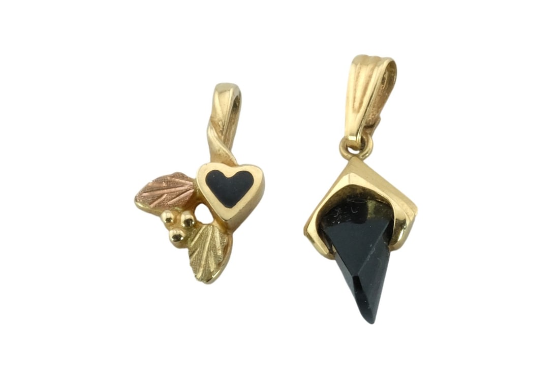 Lot of 2 Gold and Onyx Pendants 10k and 14K (1 of 2)