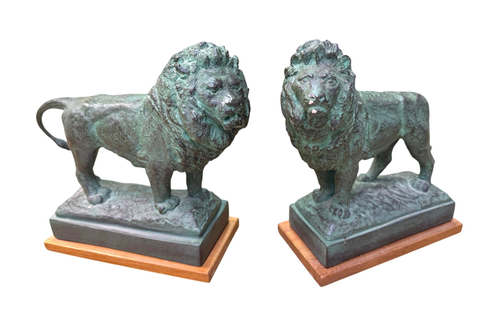 A Pair of Vintage Chicago Art Institute Green Lion Sculptures by Alva Museum Replicas (1 of 7)
