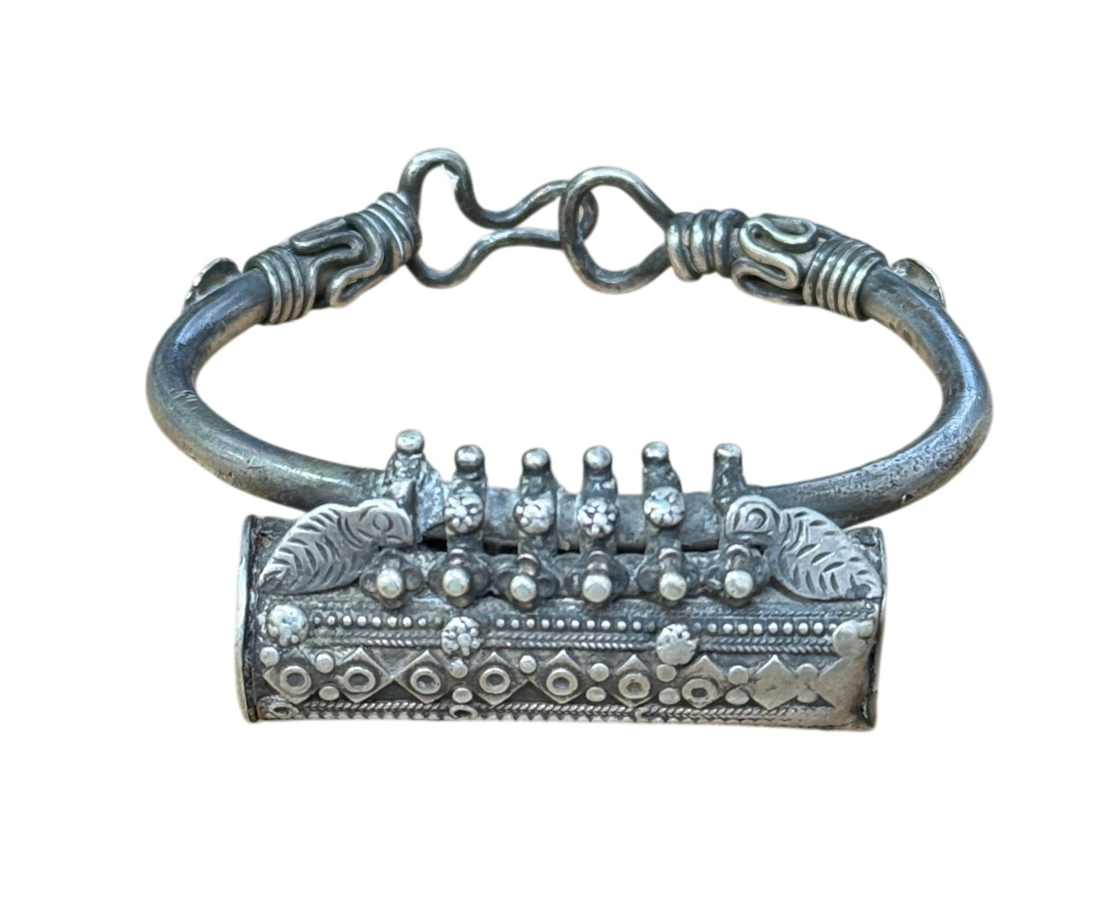 19th Century Silver Tribal Gujerat Indian Bracelet (1 of 3)