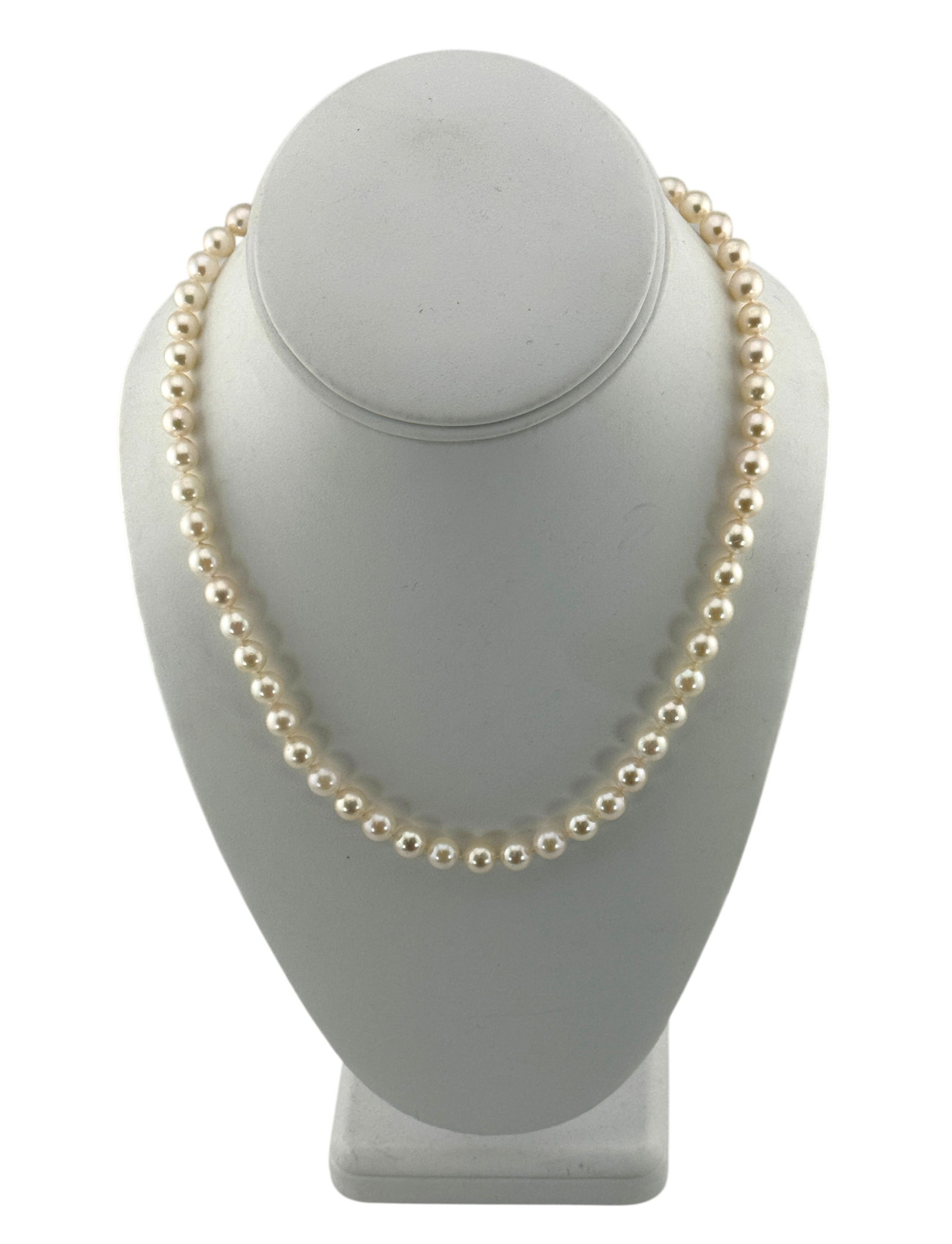 Vintage 1950s Pearl Neclace with 14 Kt Gold Clasp (1 of 4)