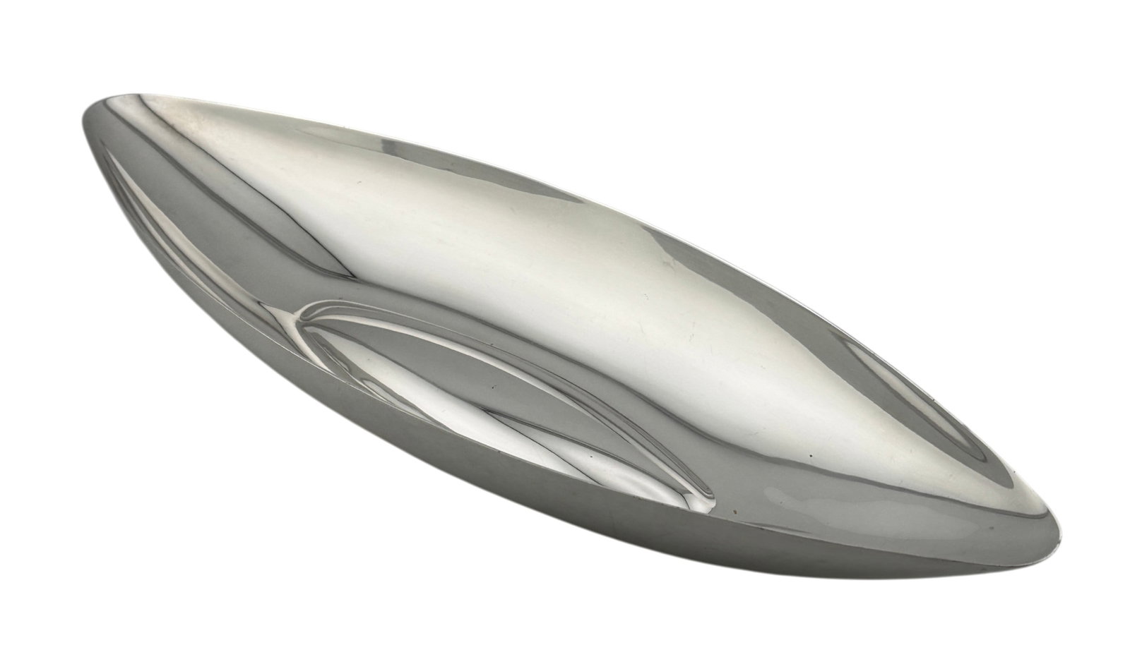 Lino Sabattini for Christofle 1950's Silver Plate Bowl: Beautiful Lino Sabattini 1950's silver plate elongated bowl designed for Christofle Collection Gallia. Size 14.5" x 4.75" j/m