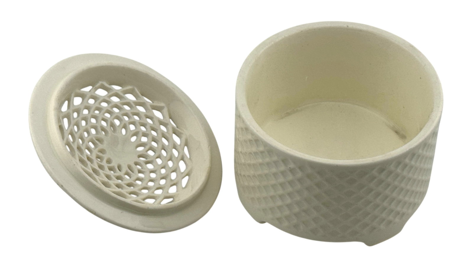 Max Roesler Reticulated Lidded Box - 2