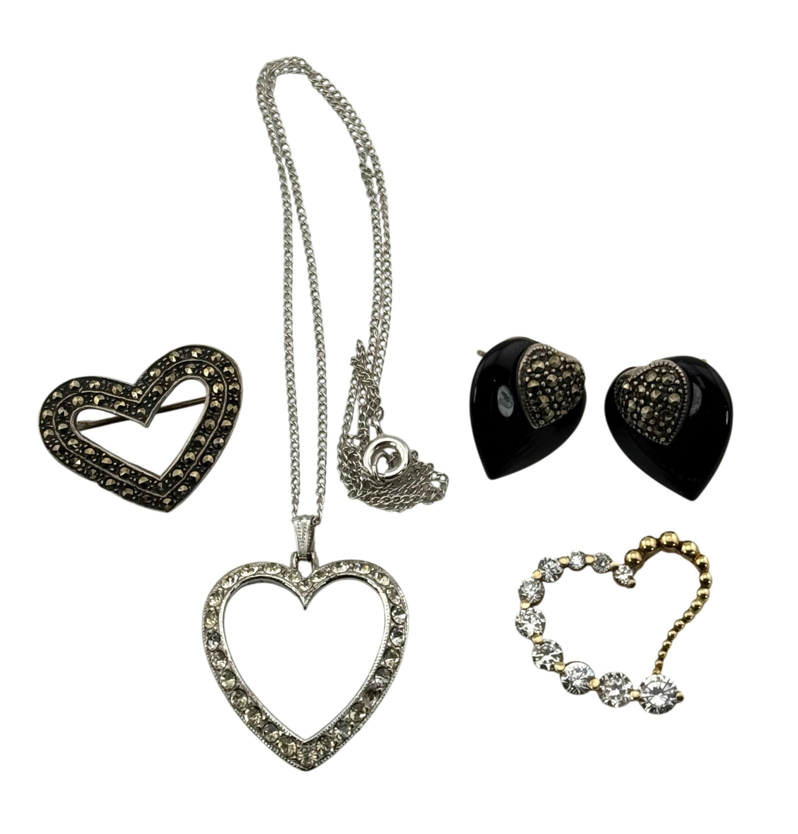 Collection of Sterling Silver Heart Shape Jewelry: Collection of Sterling Silver Heart Shape Jewelry