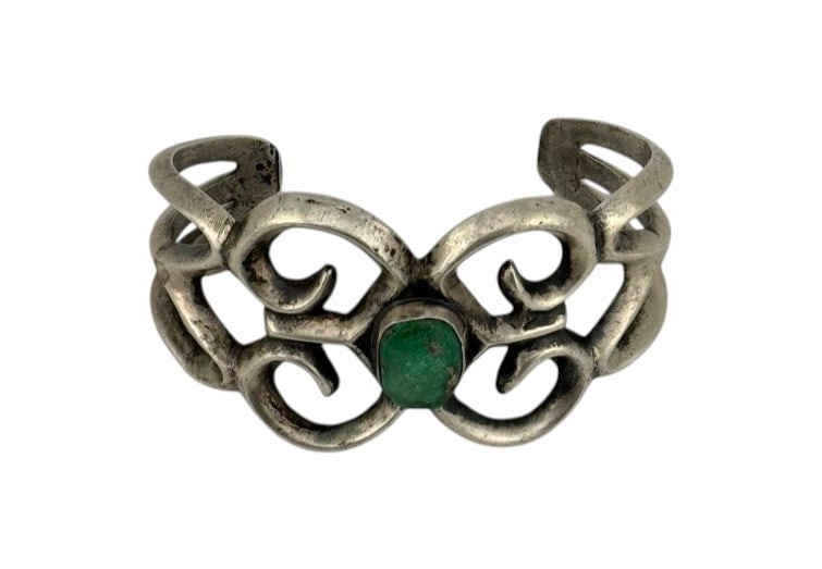 Vintage Navajo Sandcast Sterling Silver Cuff Bracelet: Vintage Navajo Sandcast Sterling Silver Cuff Bracelet. Size 6.25." Weight: 57.16 grams. Condition: Unmarked, XRF scanned as Sterling Silver.