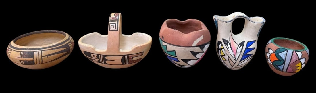 (Lot of 5) Native American Indian Pottery Hopi, Cochiti & Pueblos (1 of 3)