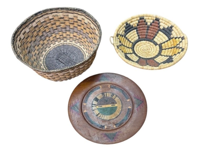 (Lot of 3) Hopi Native Indian Wicker & Coil Baskets & Sun Symbol Wood Plate: (Lot of 3) Hopi Native Indian Wicker & Coil Baskets & Sun Symbol Wood Plate. Largest basket dimension 11" x 4.5" x 11"
