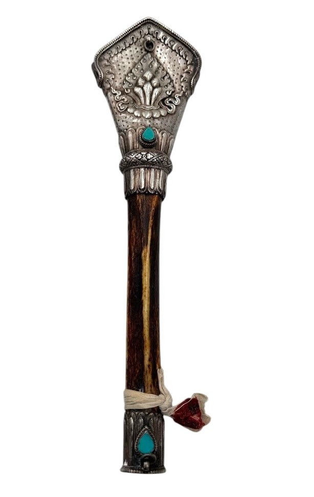 19th Century Repousse Silver and Inlay Turquoise Tibetan Kangling: 19th Century Repousse Silver and Inlay Turquoise Tibetan Kangling with Human Femur horn. Kangling was used as a ritual Buddhist trumpet. Comes with export seal for cultural relic. Dimension 13" long.