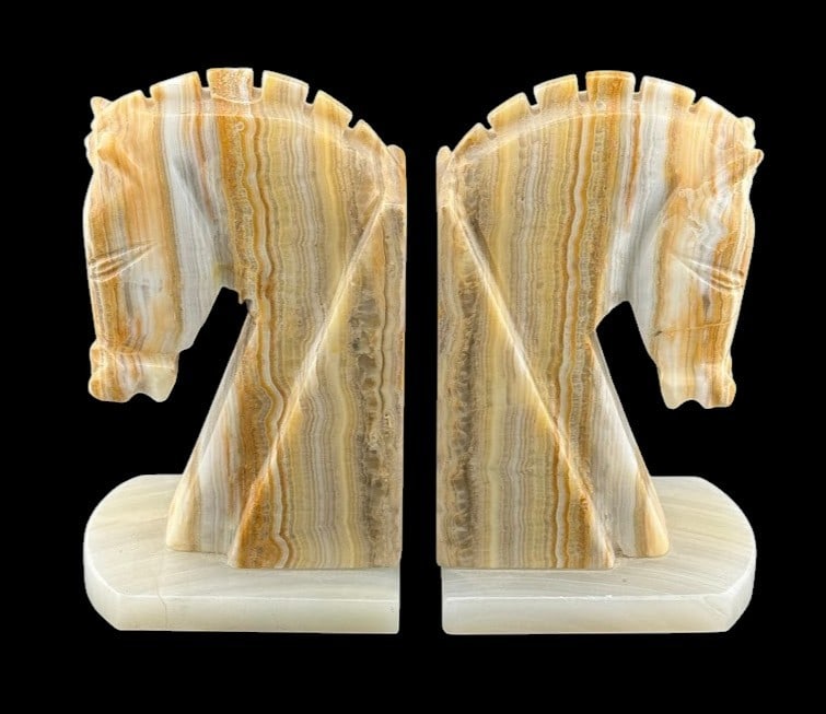 Vintage Hand Carved Onyx Horse Bookends: Vintage Hand Carved Onyx Horse Bookends. Dimension: 8" x 2.5" x 4." Condition: Repairs on base and around horse nose. A/R