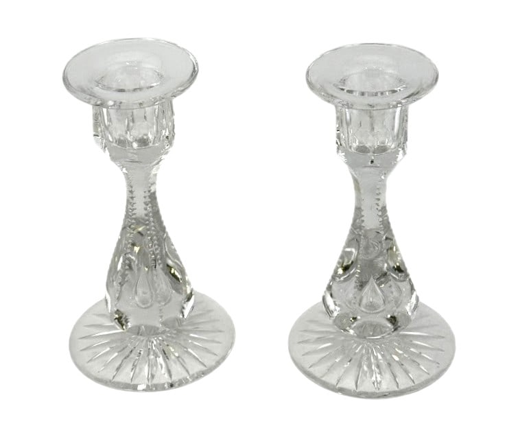 ABP Controlled Teardrop Cut Lead Crystal Candlesticks: Stunning lead crystal American Brilliant Period (c 1890-1910) panel cut candlesticks with controlled teardrop and polished starburst base. Condition: No chips, cracks or repairs, minor wear as expecte
