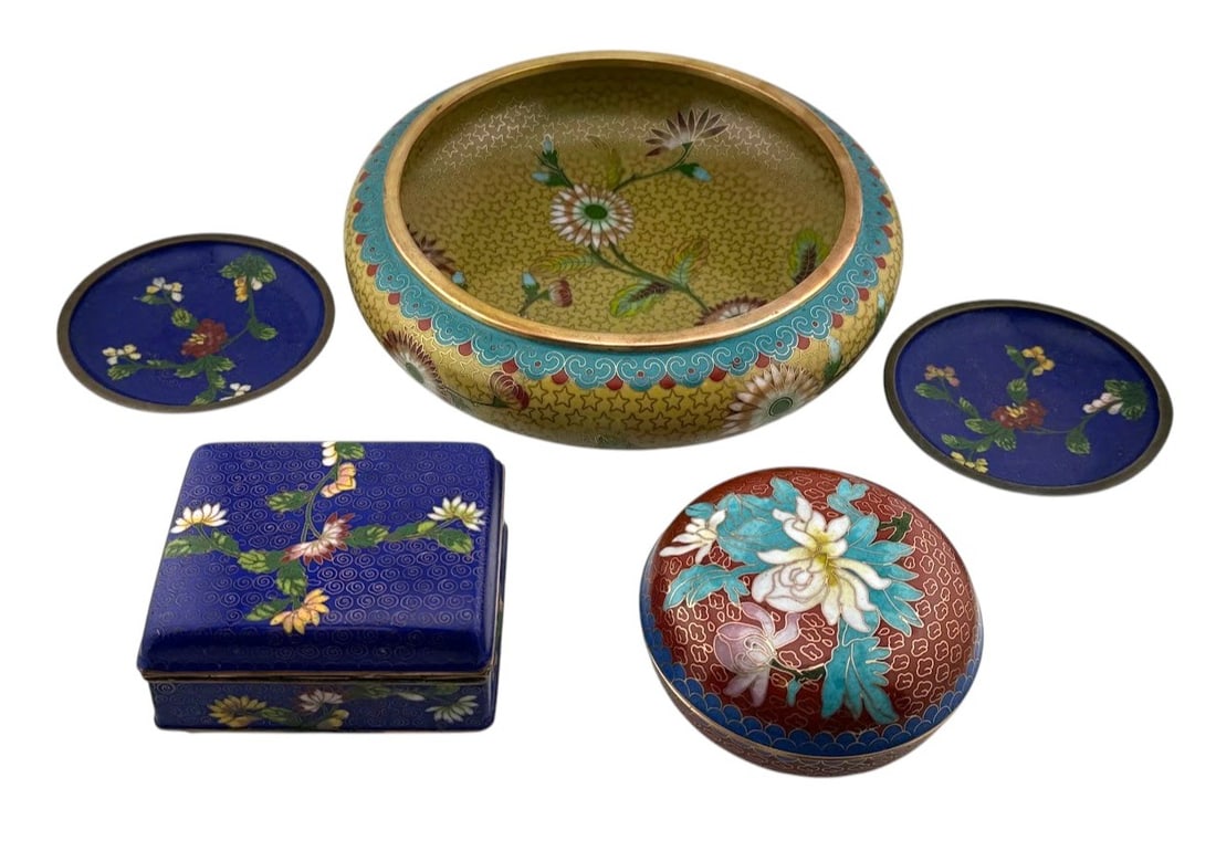 Collection of Vintage Chinese Cloisonne Enamel Items (1 of 3)