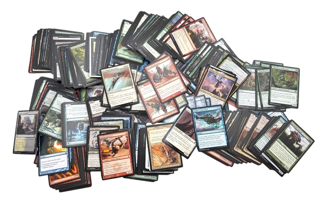 Mixed lot of Magic the Gathering Trading Cards (1 of 2)