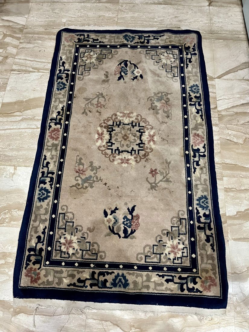 Chinese Carpet - Wool - Early XX cent. (1 of 2)