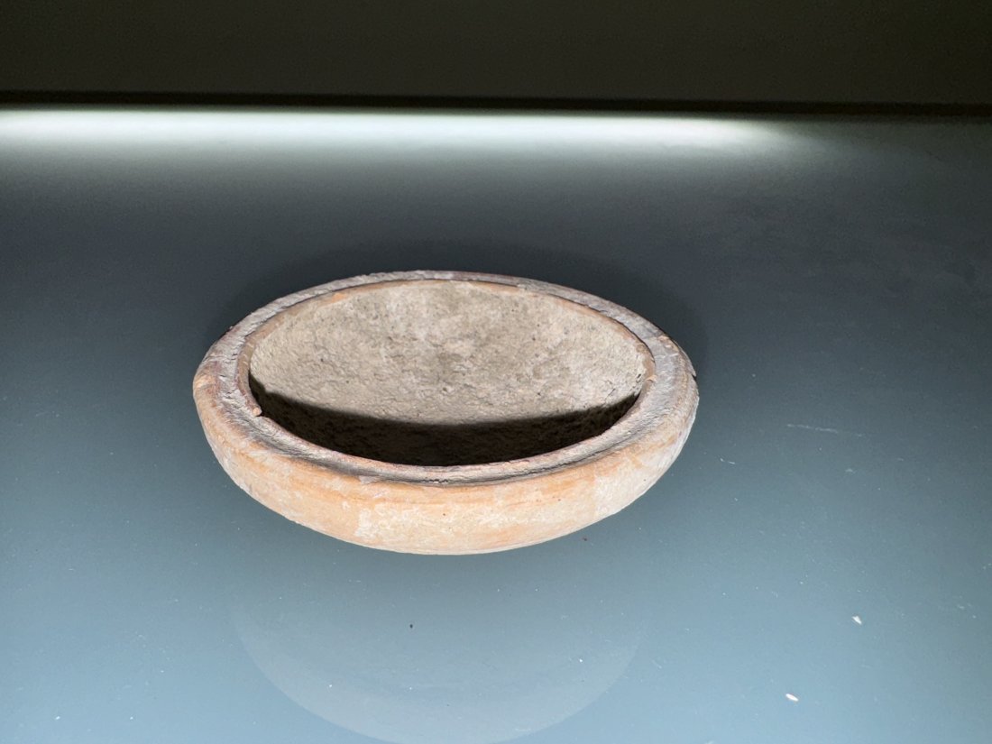 ETRUSCAN VII BC - Clay Plate - With COA: COA of MANN (Archeological Museum of Naples) - Small ETRUSCAN Clay Plate - ITALY VII BC - Dimension: 8 cm