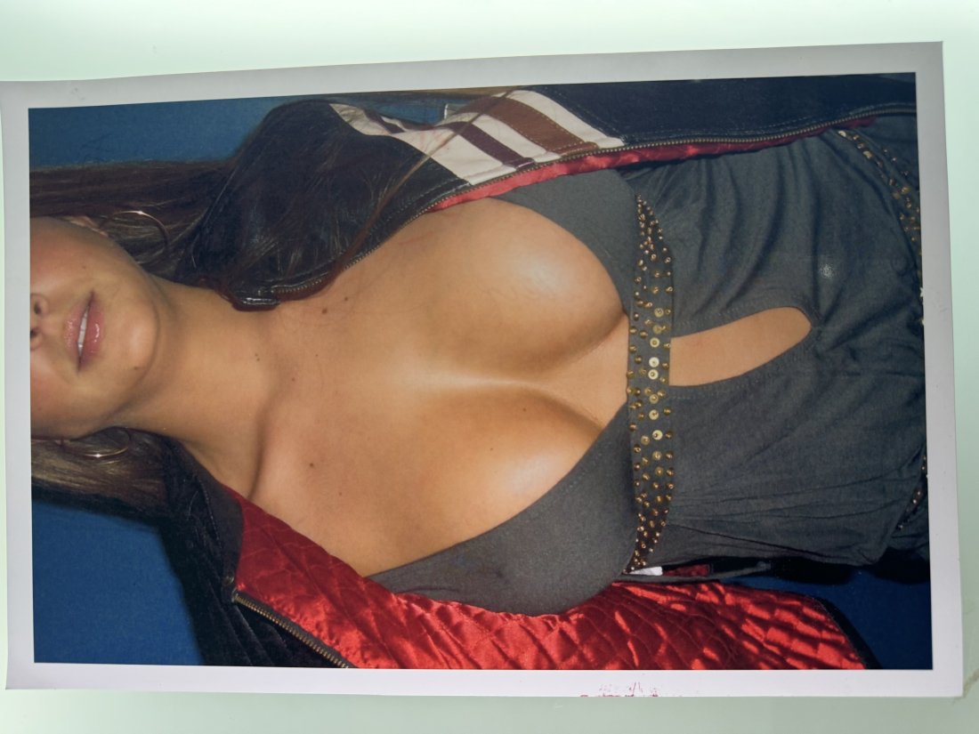 Bunny Yeager - Arzu Bazman, Miami 2004 - Signed by Bunny: 30x20 cm