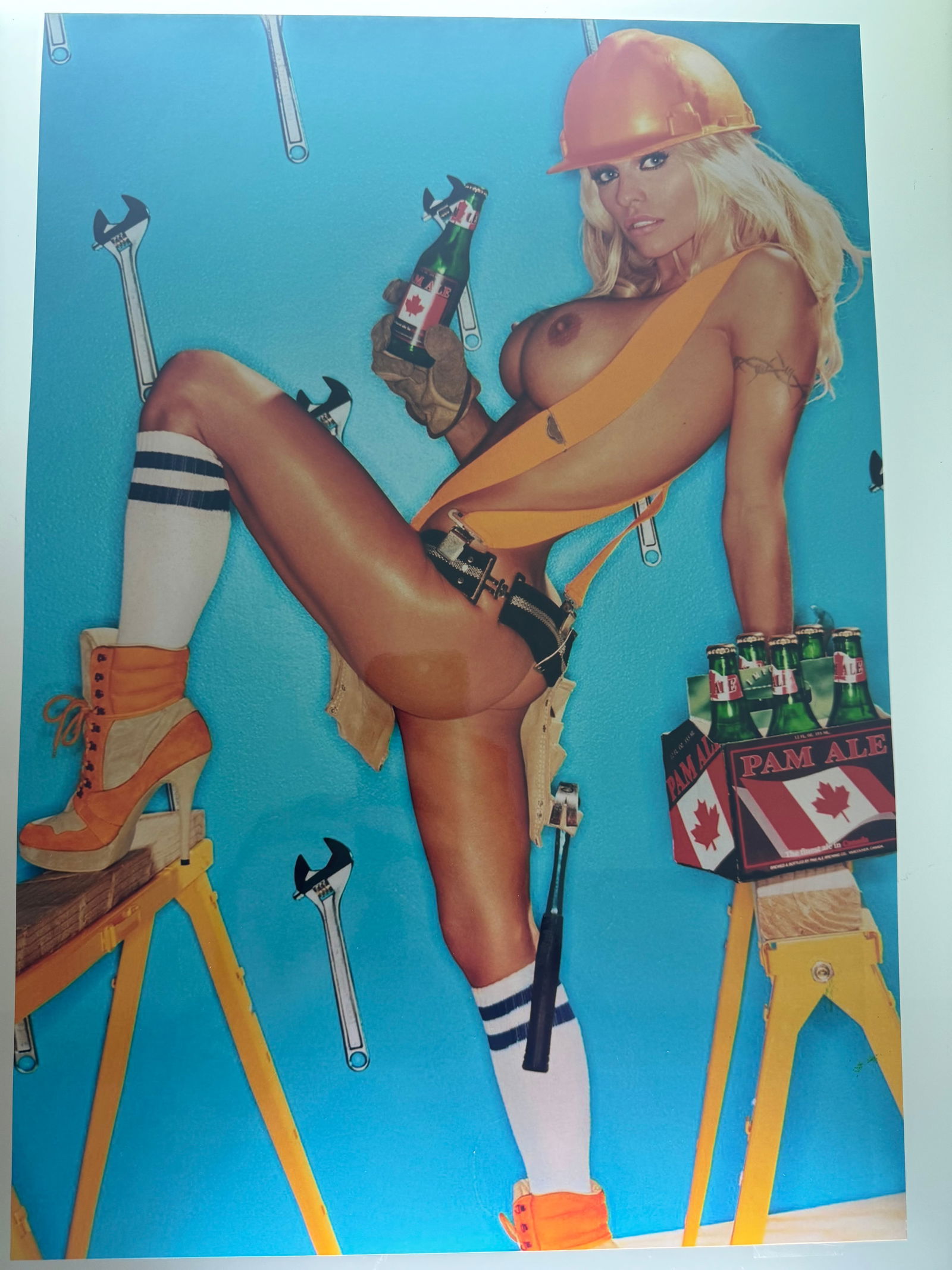 David LaChapelle - Pamela Anderson, The Adventures of Pam, 2001 - Signed by David LaChapelle: 43x30 cm - Signed by David LaChapelle