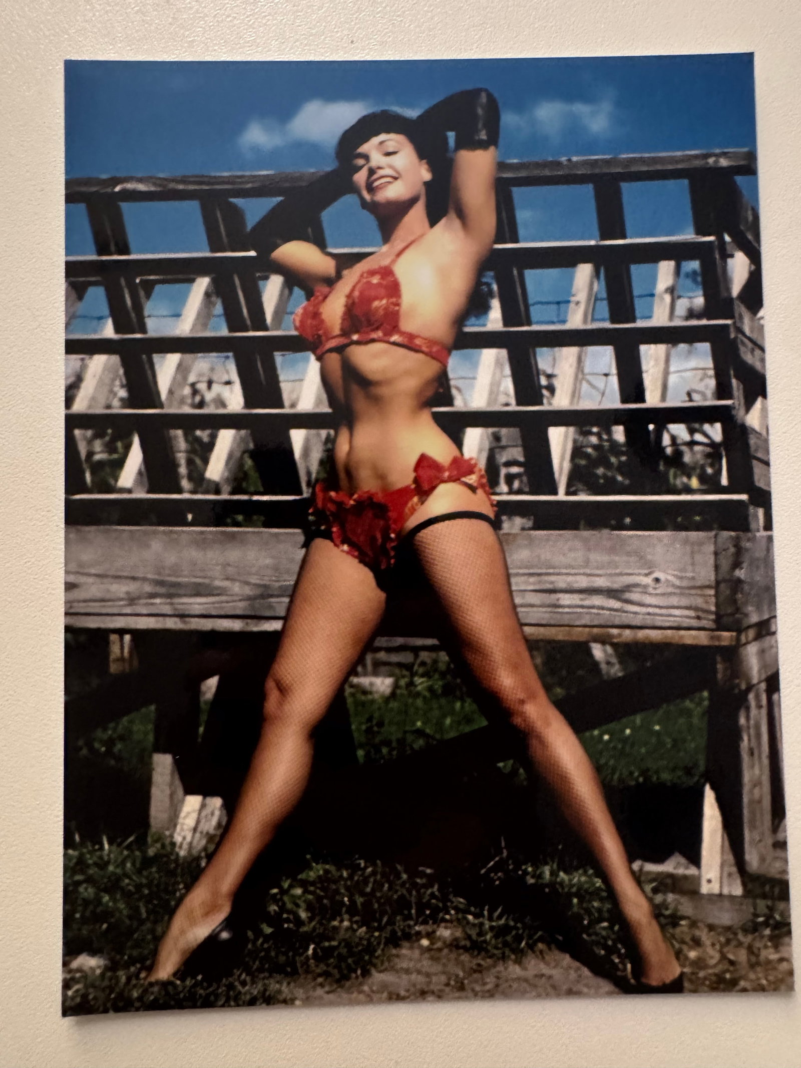 Bunny Yeager - Bettie Page - Private Archive - Signed Photo by Bettie Page: From Private Archive of Bunny Yeager Studio - Signed by Bettie Page - Photo from 70's