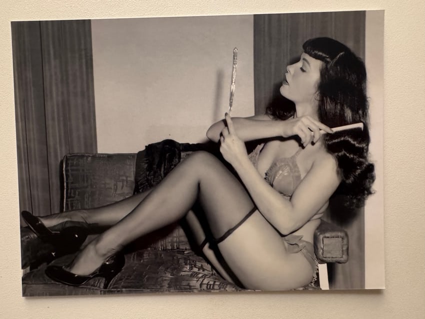 Bunny Yeager - Bettie Page - Private Archive - Signed Photo by Bettie Page: From Private Archive of Bunny Yeager Studio - Signed by Bettie Page - Photo from 70's