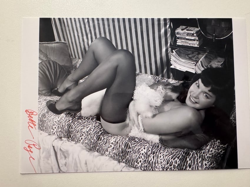 Bunny Yeager - Bettie Page - Private Archive - Signed Photo by Bettie Page: From Private Archive of Bunny Yeager Studio - Signed by Bettie Page - Photo from 70's