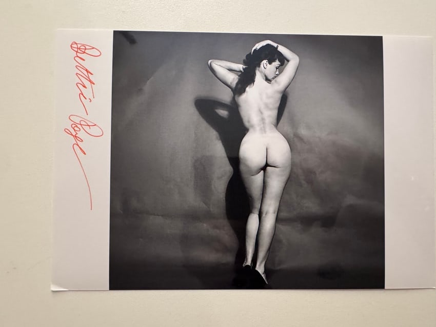 Bunny Yeager - Bettie Page - Private Archive - Signed Photo by Bettie Page: From Private Archive of Bunny Yeager Studio - Signed by Bettie Page - Photo from 70's
