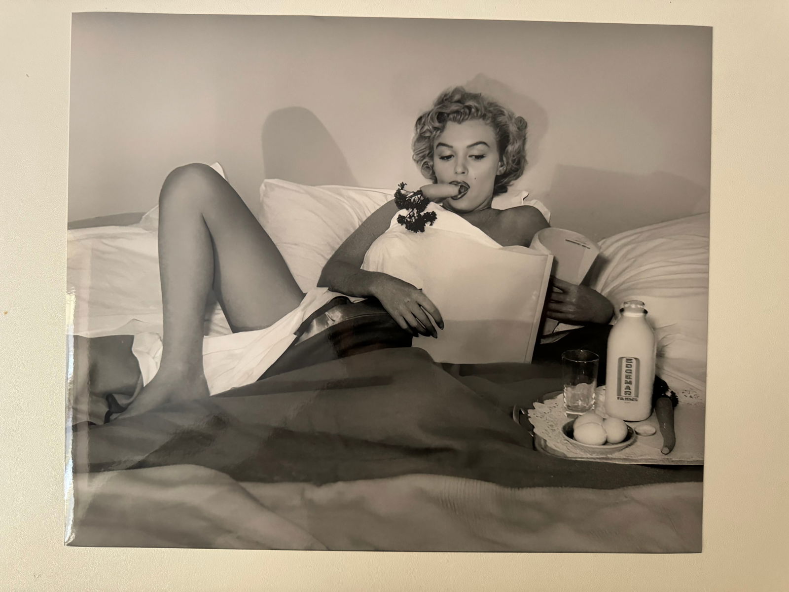 Andre De Dienes - Marilyn - Gelatine Silver: Studio Stamp - Gelatine Silver Photo - 30x37 cm
