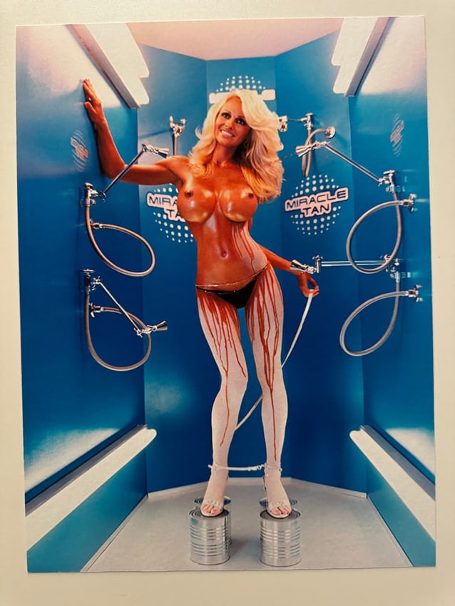 David LaChapelle - Pamela Anderson, "Miracle Tan", 2004 - Signed by David LaChapelle: Chromogenic Print on Baryta Museum Paper - Signed - Numbered - 26x36 cm