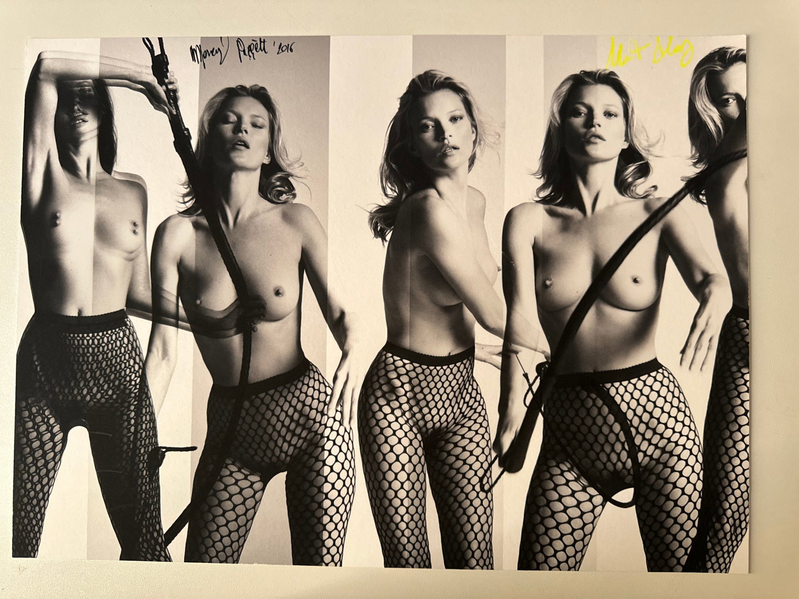 Mert Alas and Marcus Piggott - Kate Moss - ltd 66/500 - Signed by both: Baryta Paper - Signed by Mert Alas and Marcus Piggott - 40x30 cm