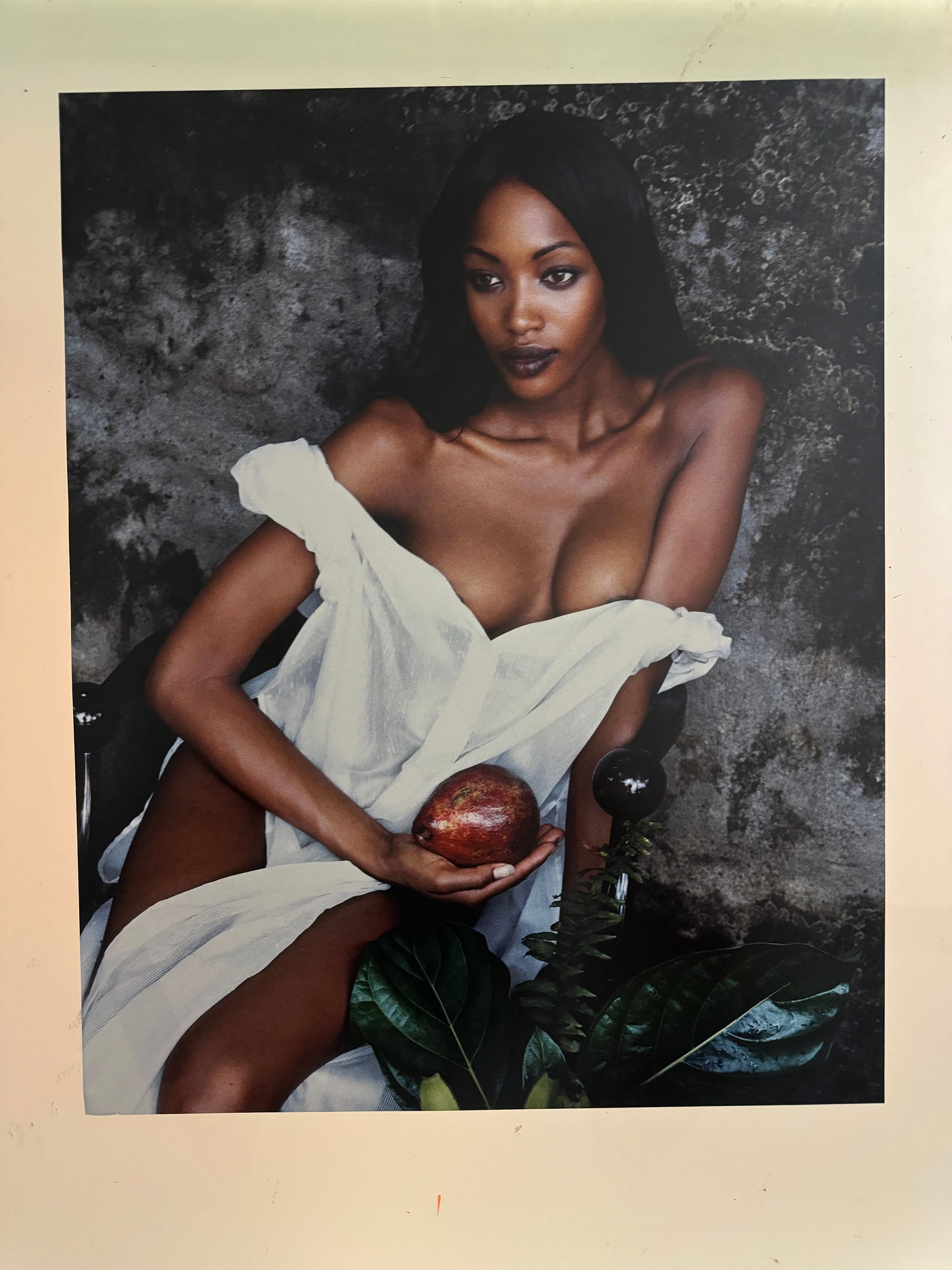 Peter Lindbergh - Naomi Campbell for Harper's Bazaar, 1992 - 2019 by Getty Images COA: Getty Images Gallery COA - C-Print - 53x44 cm