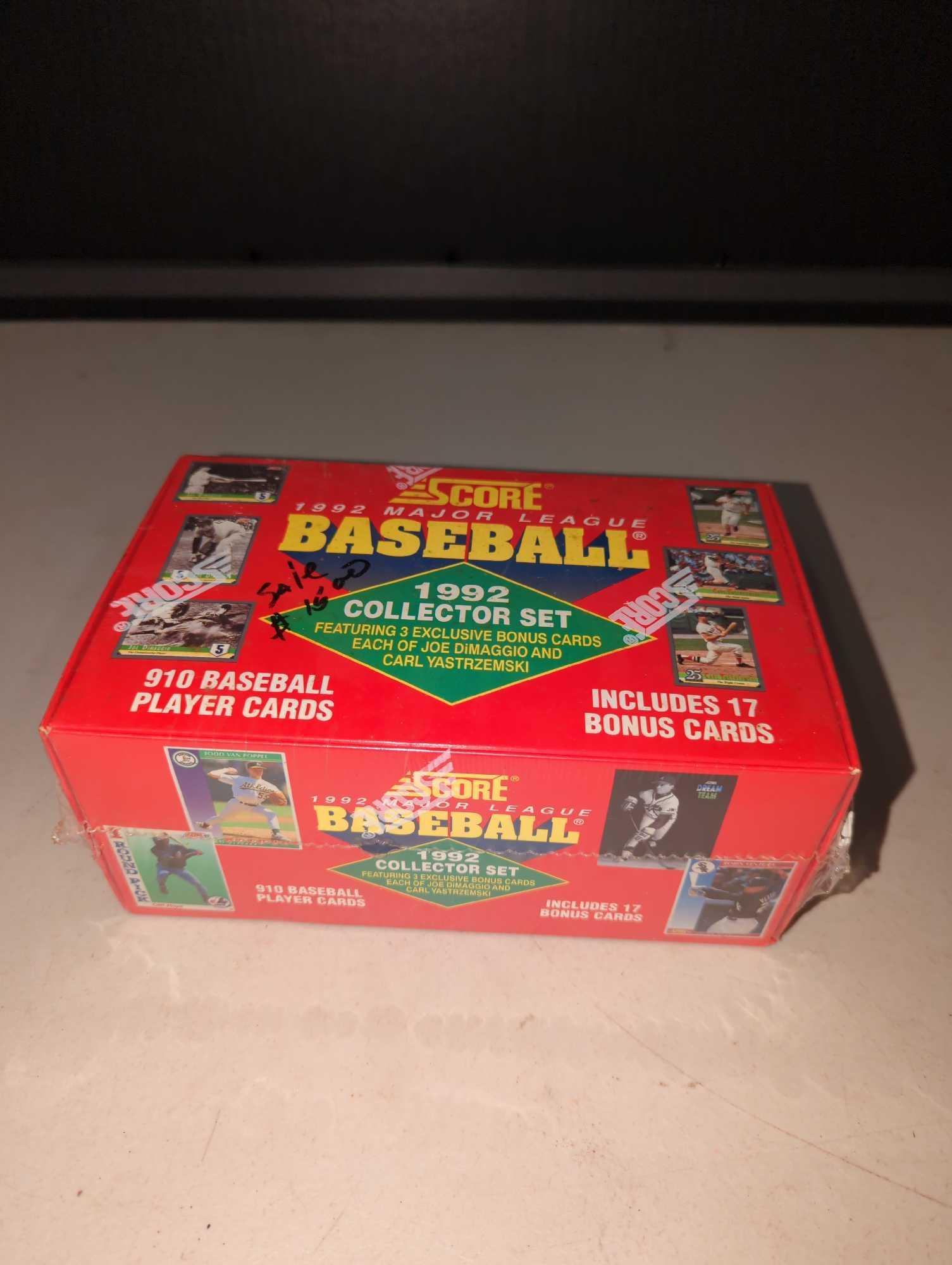 BASEBALL-1992 Score Baseball Complete Set, in wrapper (1 of 3)
