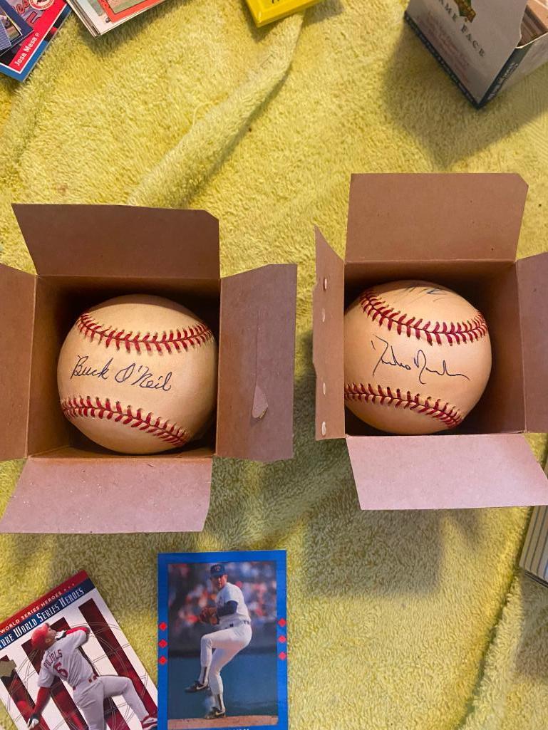 Autographed Baseballs incl. Buck O'Neil, MLB Trading Cards, Plates, Photos and More (1 of 20)