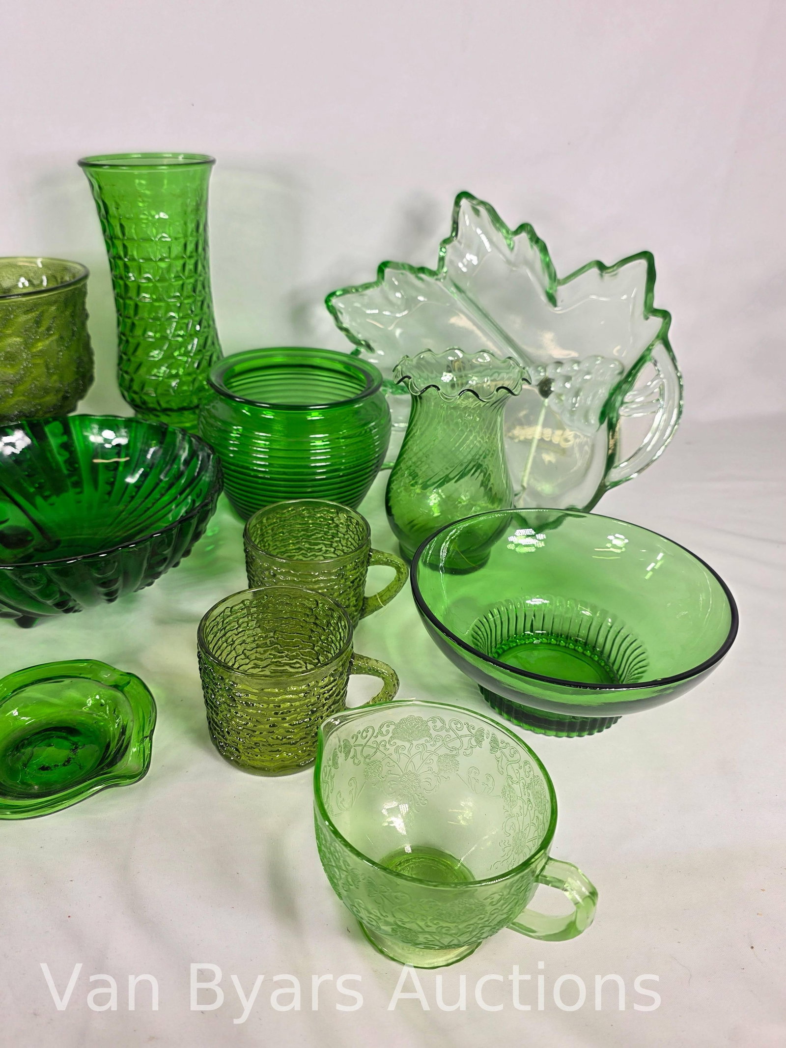 Assorted Vintage Green Glass, 20 pieces, INV. 2027 - 3