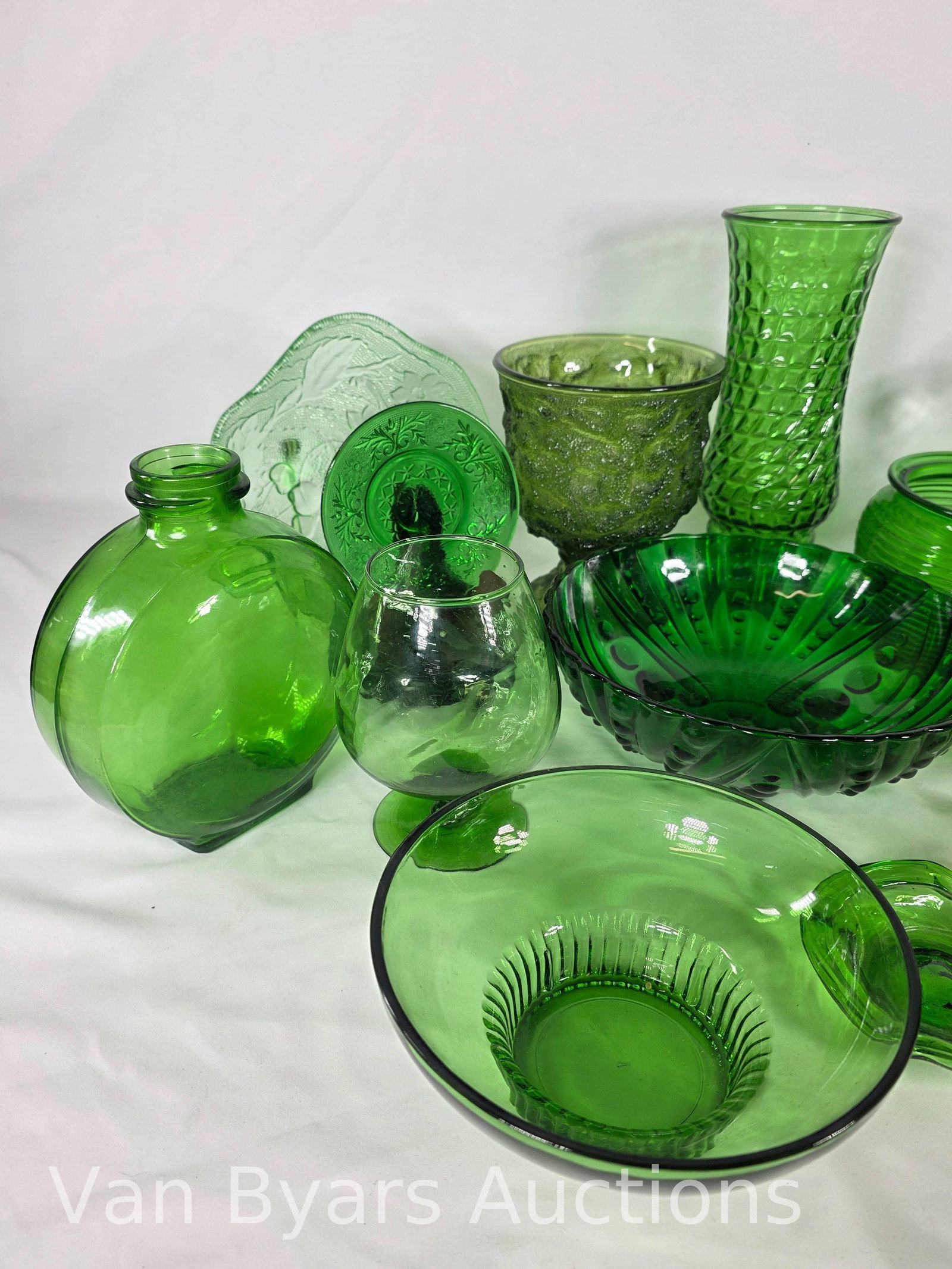 Assorted Vintage Green Glass, 20 pieces, INV. 2027 - 4