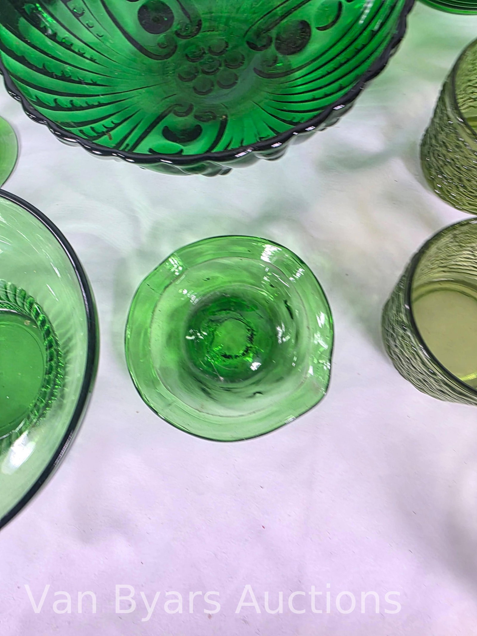Assorted Vintage Green Glass, 20 pieces, INV. 2027 - 8