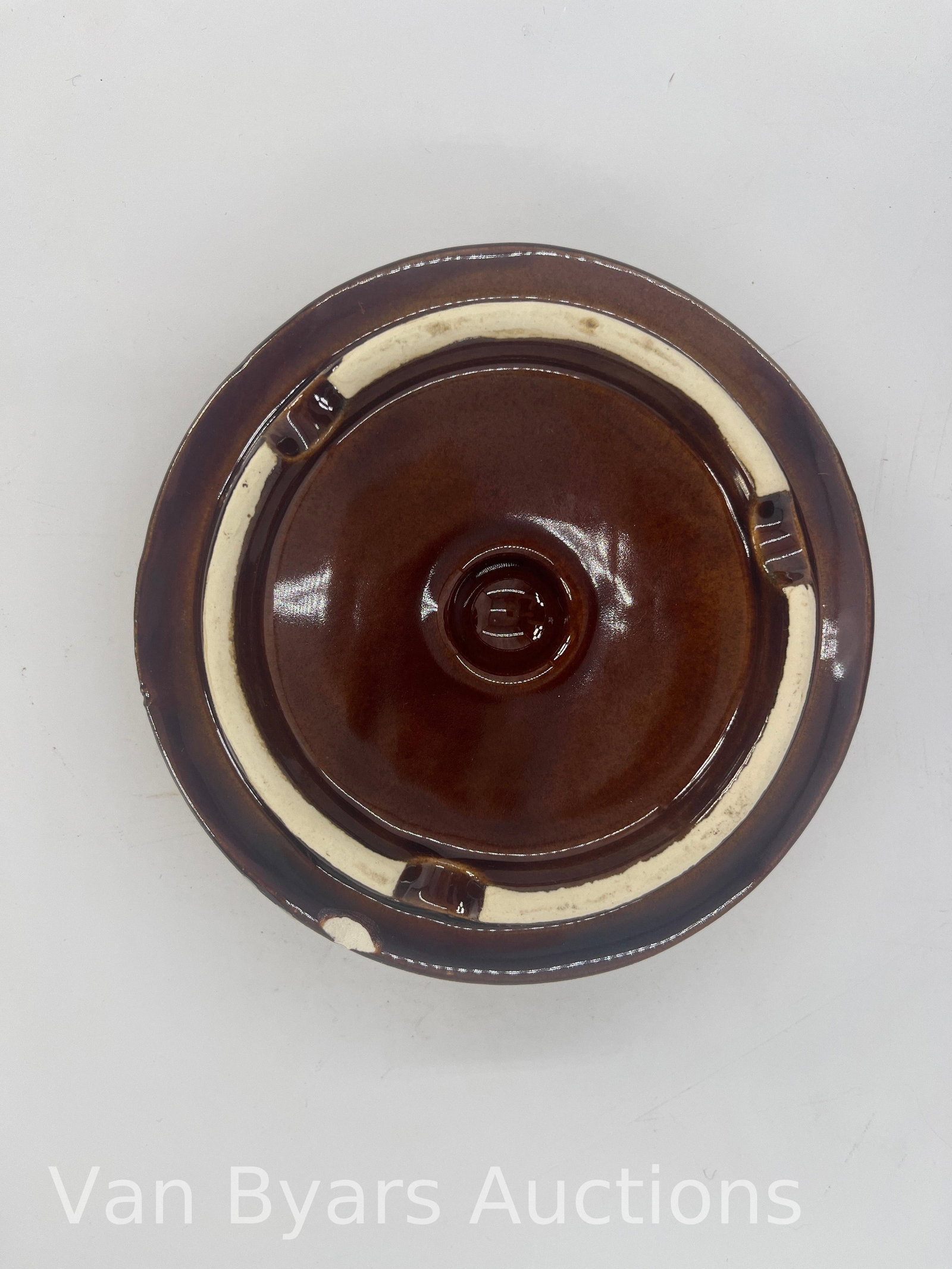 Watt Pottery, INV. 2121 - 5