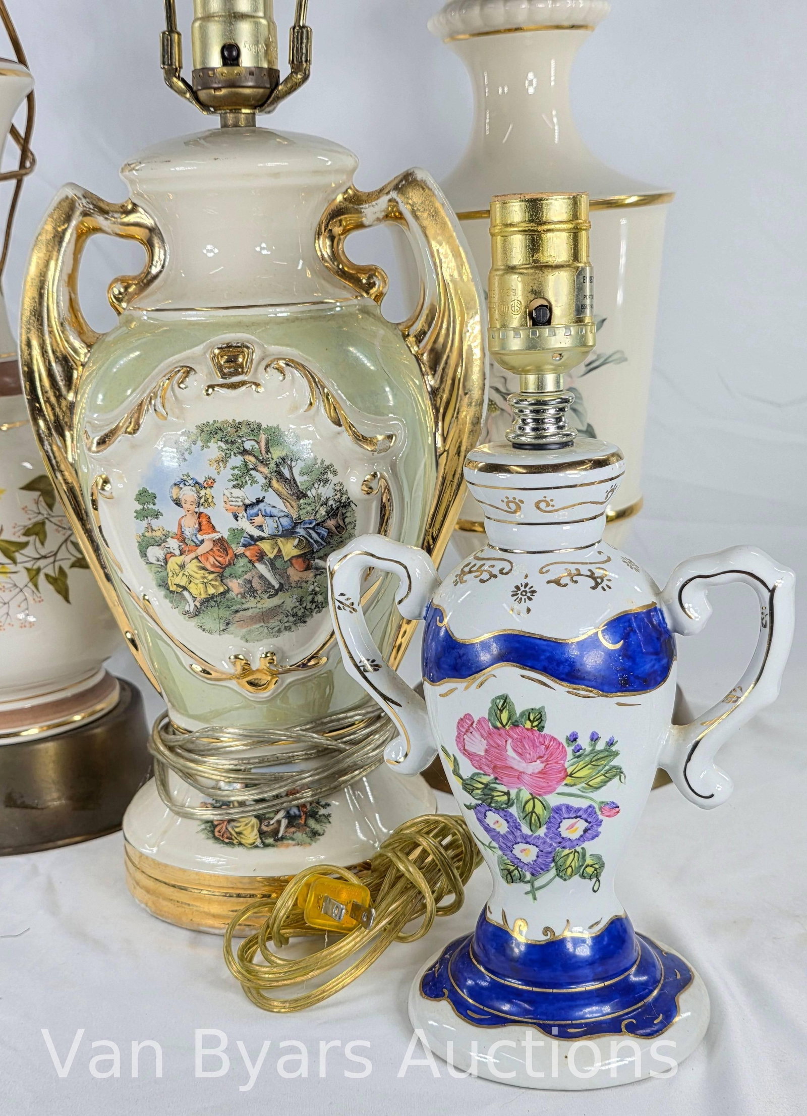 Four Lamps incl. George and Martha Washington Scene, INV. 2134 - 2