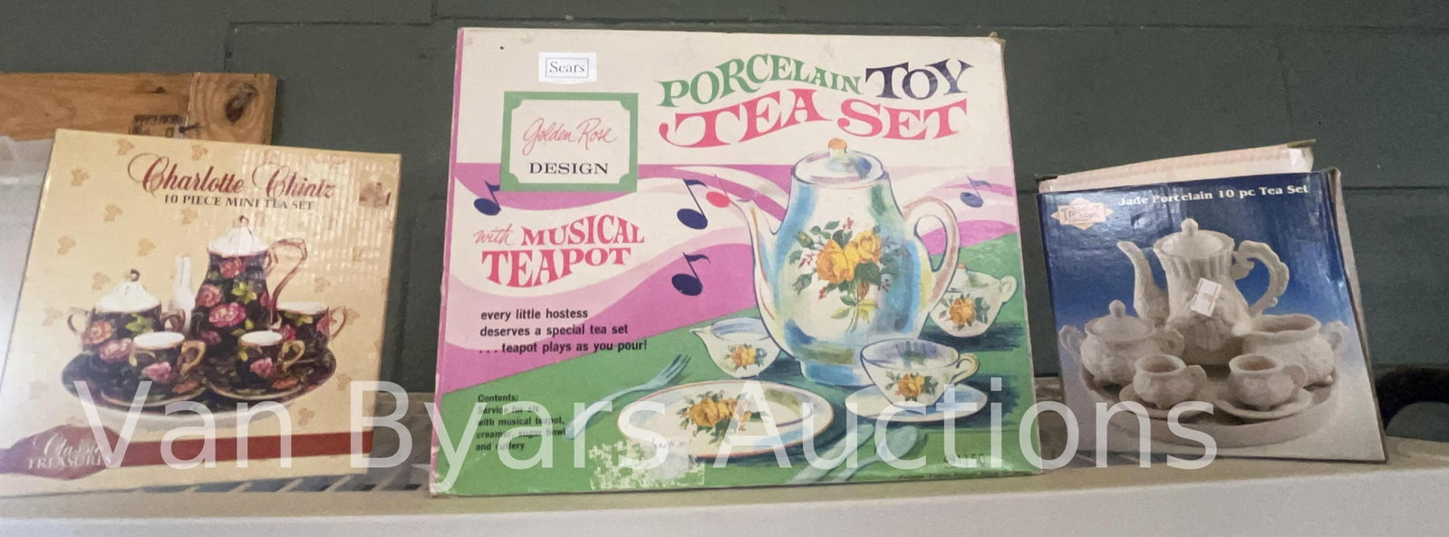1960s Sears Porcelain Toy Tea Set with Musical Teapot, and other teas sets, INV. 2082 (1 of 4)