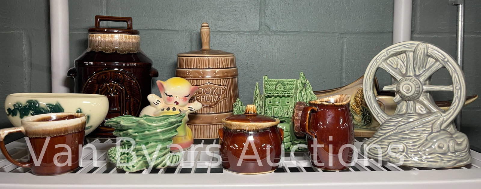 McCoy Pottery Cookie Jars, McCoy Pottery Planter, Shawnee Pottery Planter and more, INV. 2065 (1 of 5)