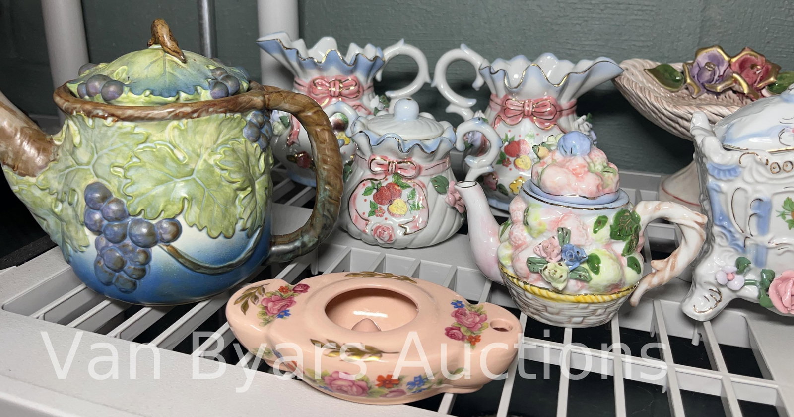 Assorted Floral Ceramics and more incl. Lanzarin, INV. 2062 - 2