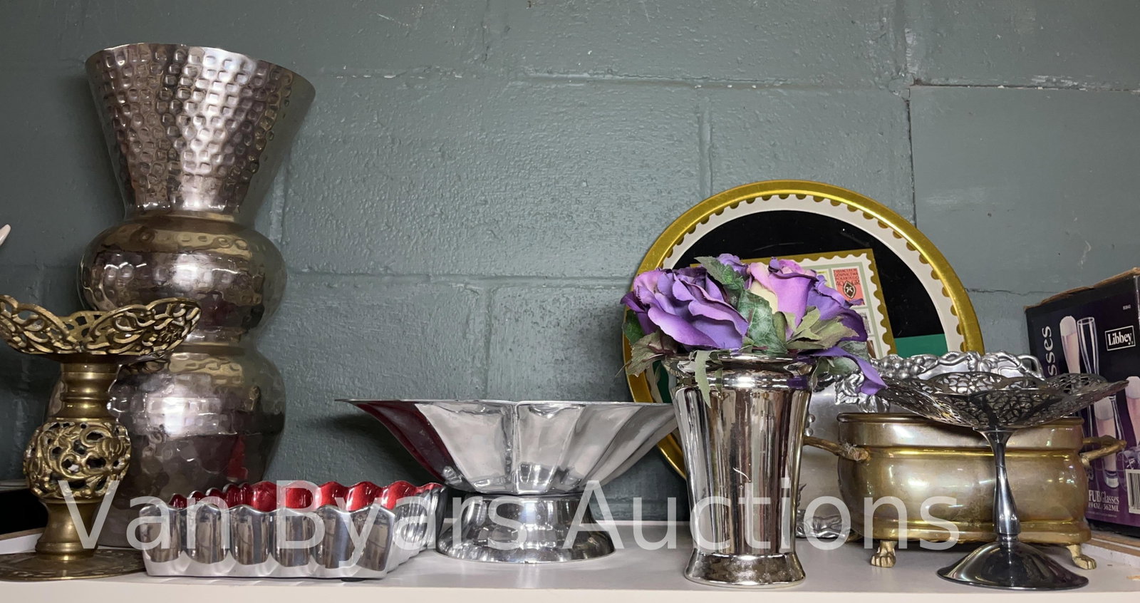 Assorted Home Decor Items, INV. 2054: Assorted Home Decor Items, INV. 2054