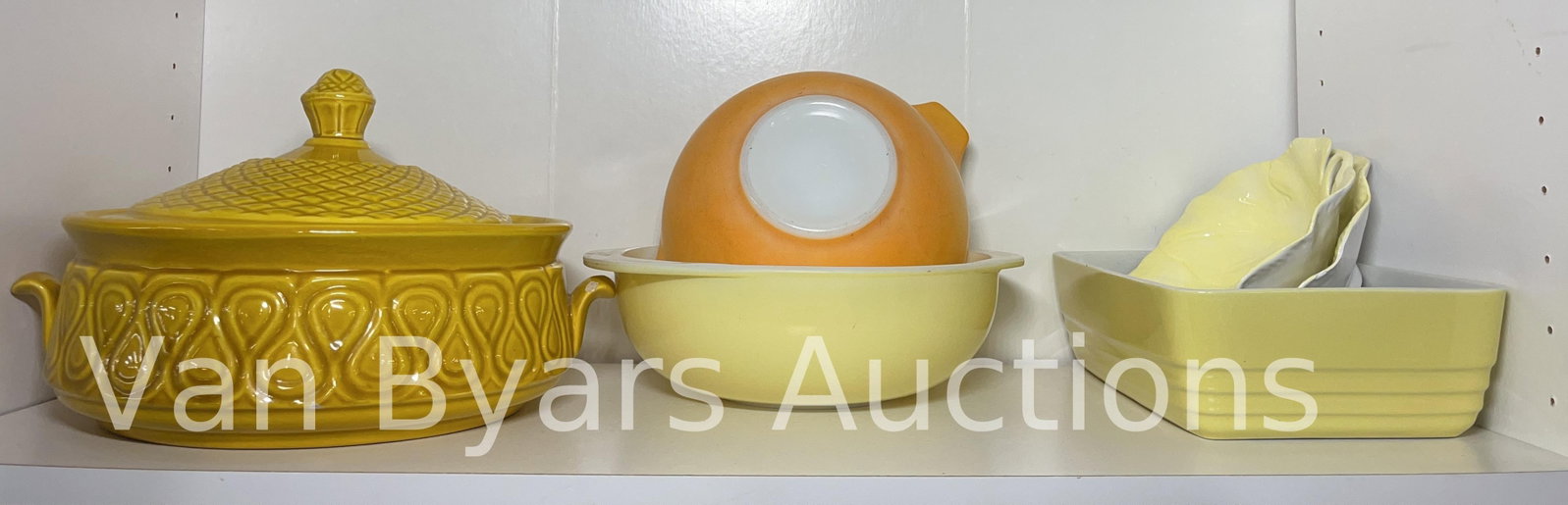 Assorted Servingware, INV. 2053: Approx. length of rectangle serving bowl 10 1/2".