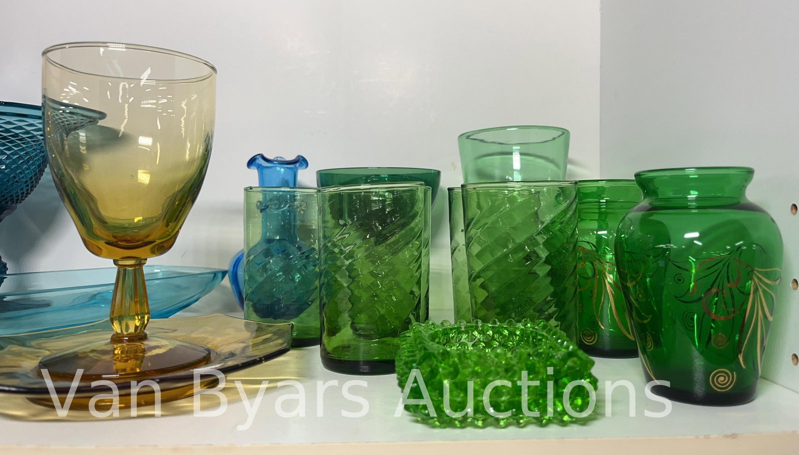 Assorted Glass, INV. 2043 - 3
