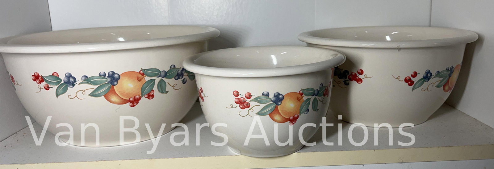 Corelle Coordinates Abundance Pattern Nesting Bowls, INV. 2036: Largest dia. 10 5/8". With marking.