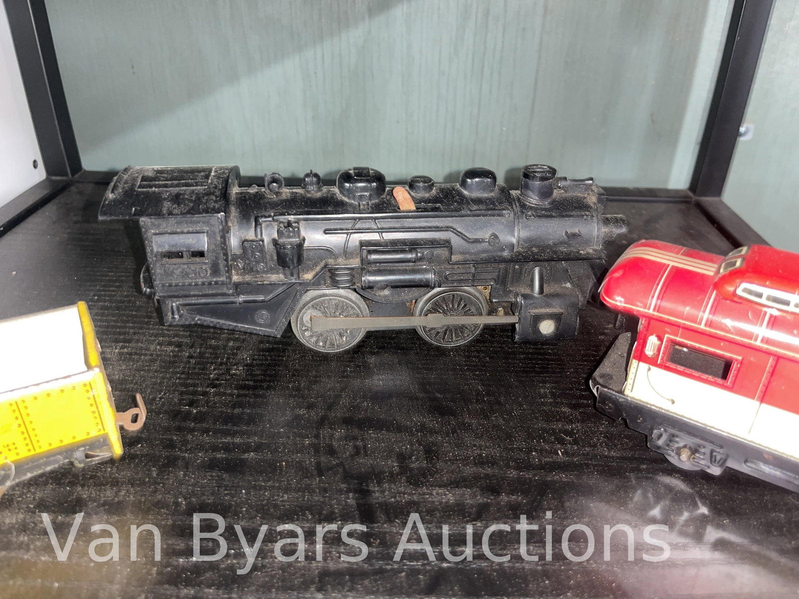 Vintage Train and Track Pieces, INV. 2227 - 3