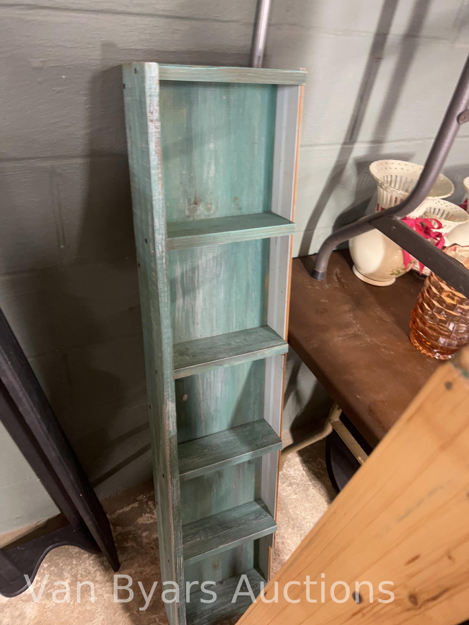Wall Shelf Assortment, 13 pieces, INV. 4034 - 8