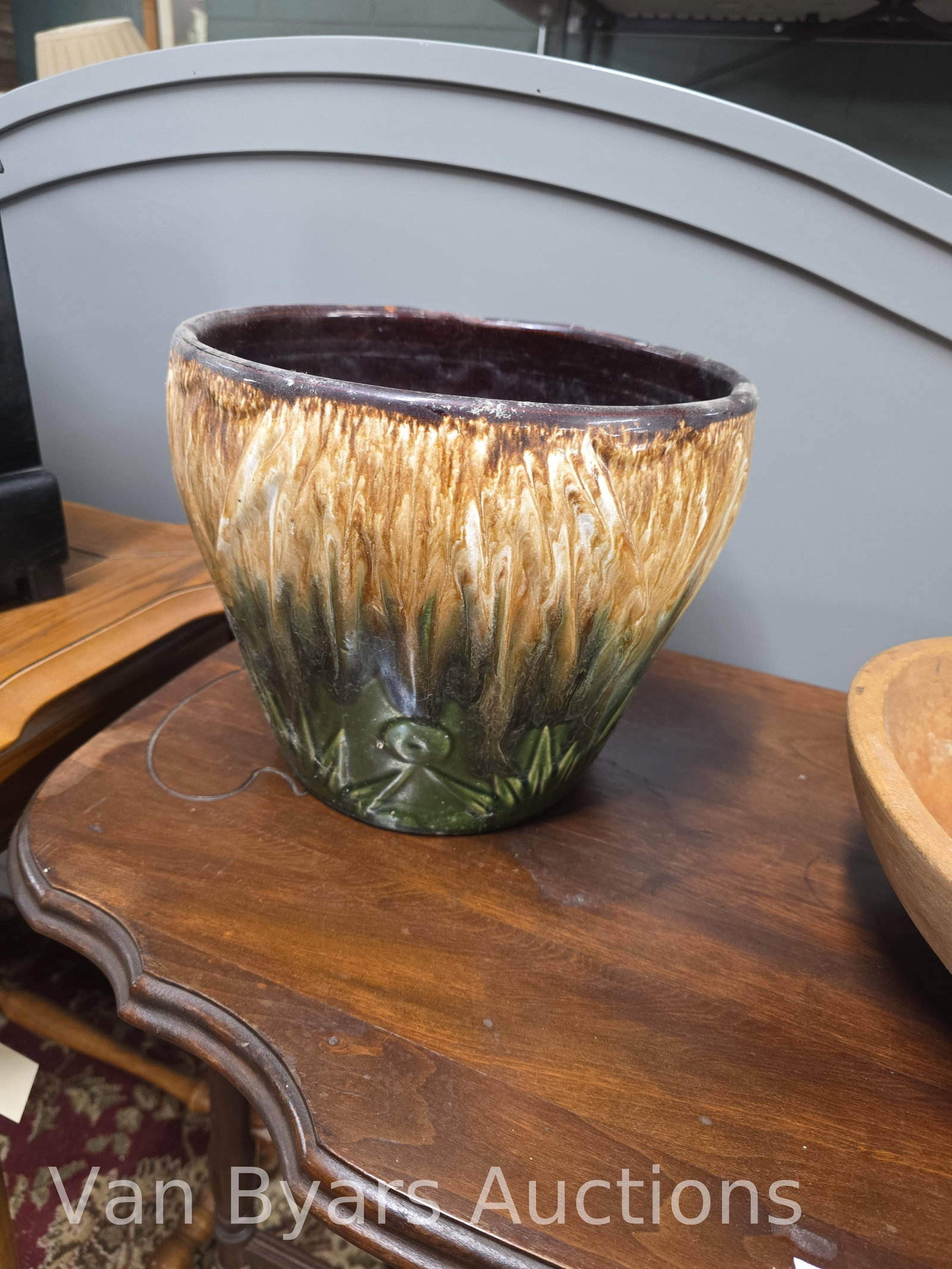 Ransbottom Planter and Dough Bowl, INV. 2193 - 2