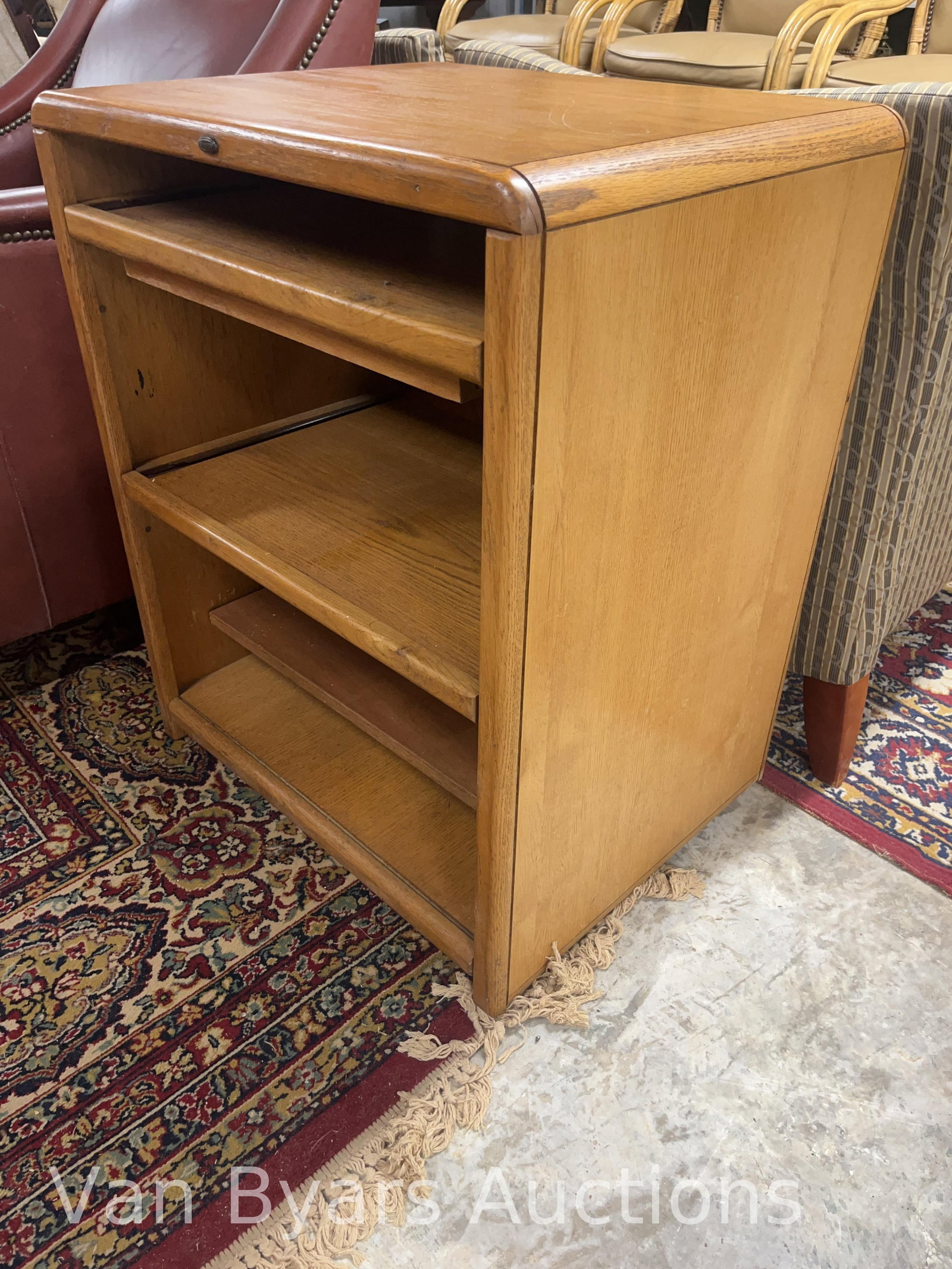 Entertainment Center with Rollout Shelves, INV. 4017 - 2